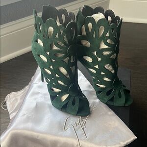 Giuseppe Zanotti Dark Green Suede Floral Cutout Peep-Toe Booties